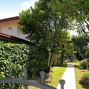 https://villa-angela-bibione.hotelinveneto.com